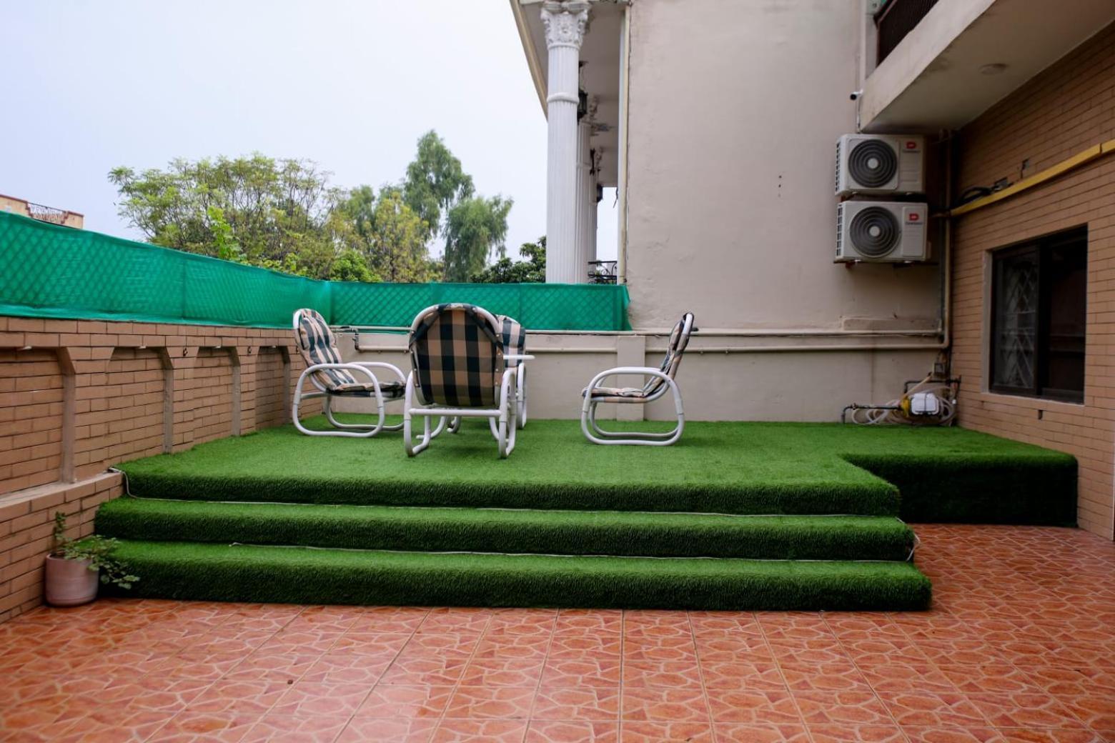 Elite Elegance Inn Isb Islamabad Exterior photo
